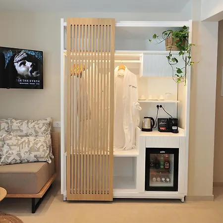 Salty Wave * Skiathos