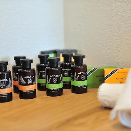 Otel Salty Wave İskados