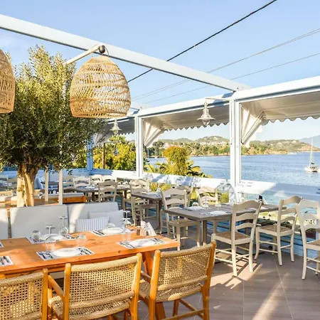 Otel Salty Wave İskados