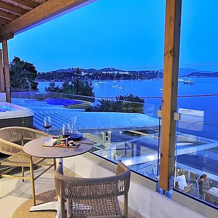 Salty Wave Hotell *