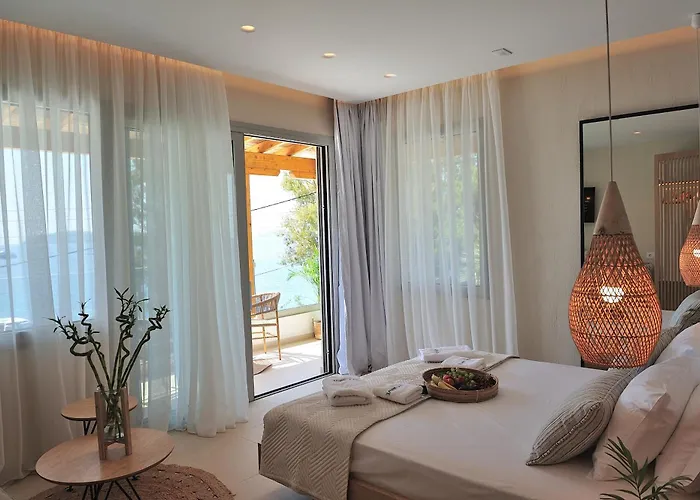 Salty Wave Skiathos Town