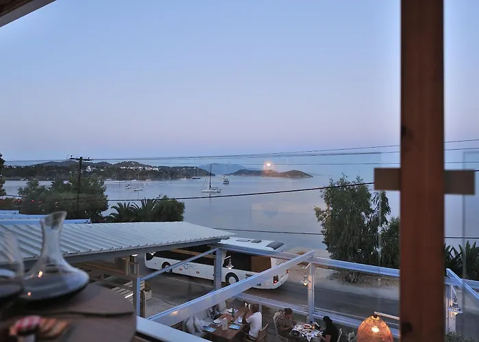 Salty Wave Hotel Skiathos